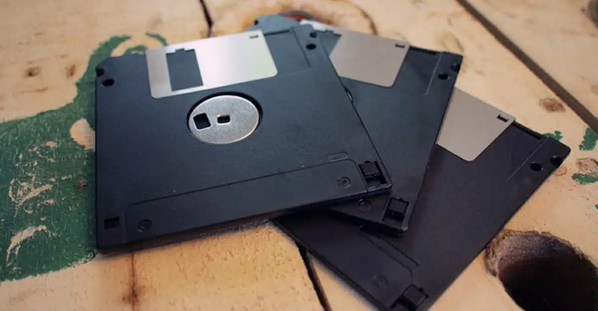 The Slanted: Over 200 Floppy Disks Owned by Star Trek Creator Gene Roddenberry Recovered
