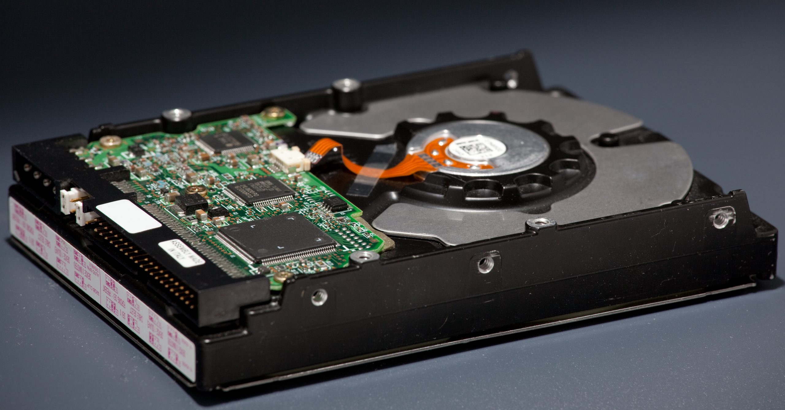 Hard Drive Data Recovery: Microscopic particles can cause huge damage